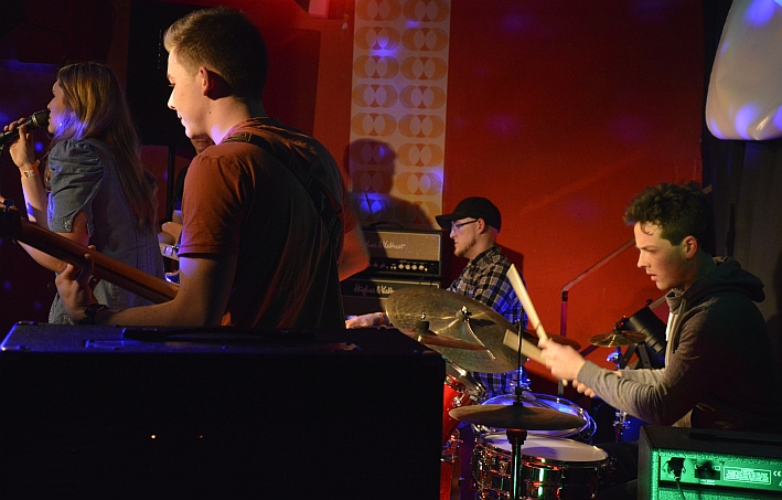 AndereDimension Kareira0313 (4)